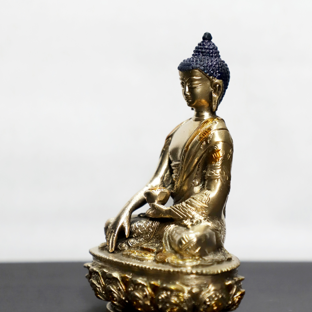 Niche Haath wala Buddha | Brass Buddha Idol