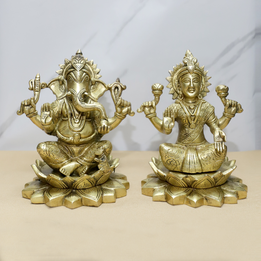 Ganesh Laxmi Kamal Pair