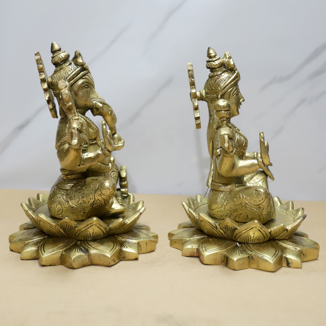 Ganesh Laxmi Kamal Pair
