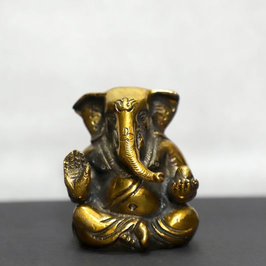 Ganju Ganesh Brass Idol